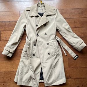 Calvin Klein trenchcoat